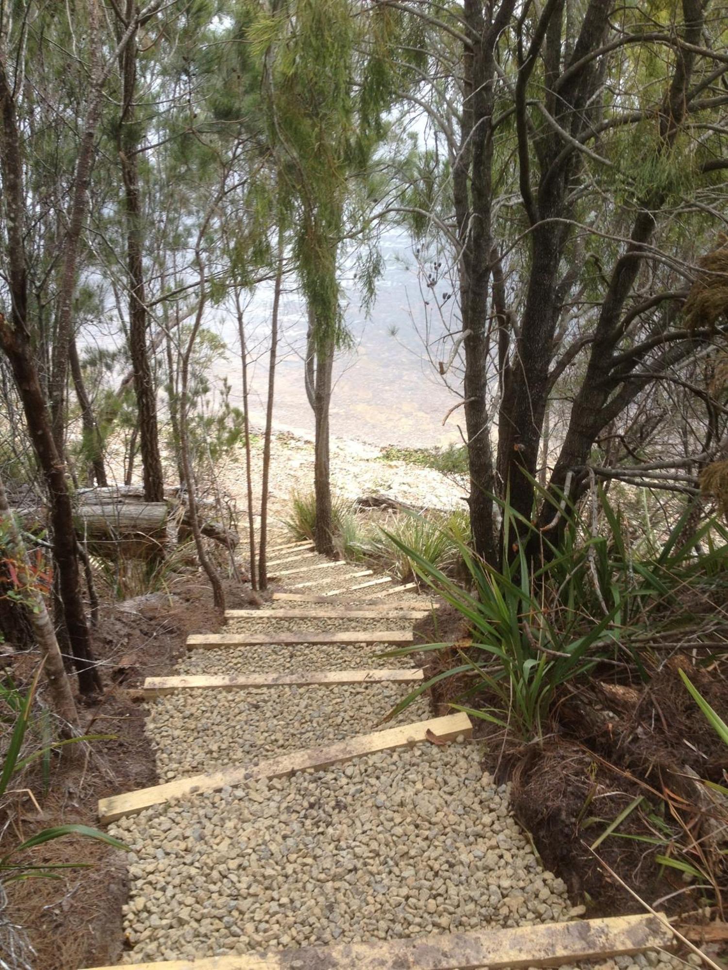 Esperance Landing *